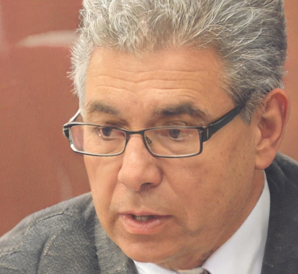 Archer Whitfield, Financial Mindset Specialist and founder of loraqenivax